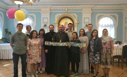 Молодежному клубу Владимирского собора — 3 года