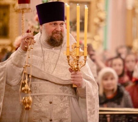 Сегодня празднует день рождения иерей Антоний Малаховский!