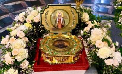 В Санкт-Петербург прибыл ковчег с частицей мощей святителя Тихона, Патриарха Всероссийского
