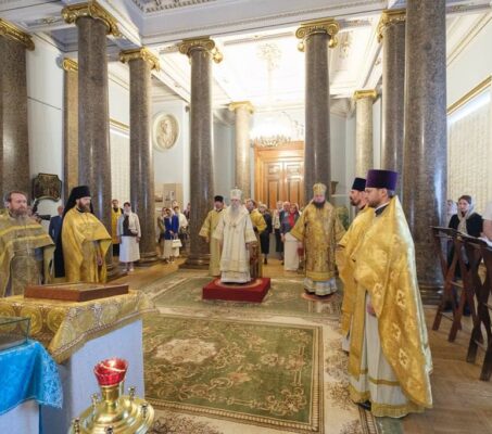 Литургия в домовом храме архистратига Михаила в Инженерном замке